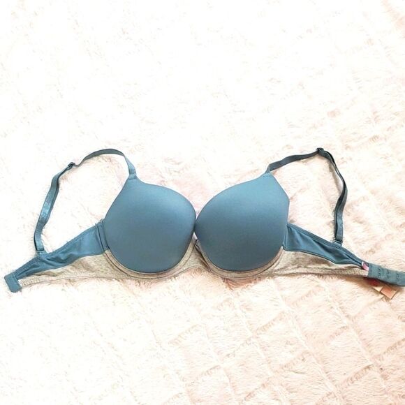 PINK Victoria's Secret Blue & Pink Bra - Picture 1 of 4